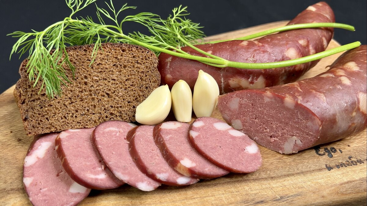 Как правильно есть колбасу каждый день: советы для домашного потребления1764072966